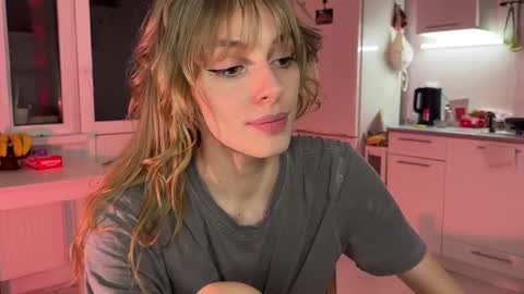 lovesstation online show from 01.28.25