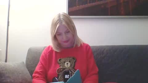 Snapshot of lovestar544963 chatting on 12.02.24 Marlyn online show from 12.02.24