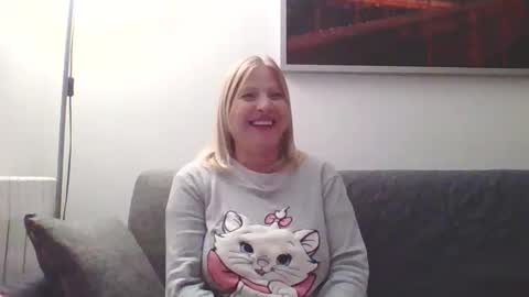 Snapshot of lovestar544963 chatting on 01.22.25 Marlyn online show from 01.22.25