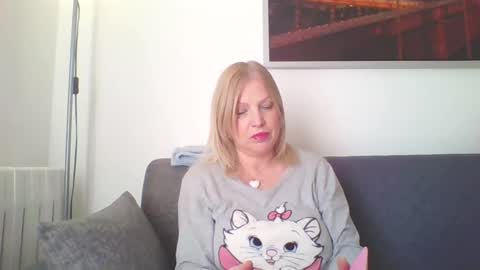 Snapshot of lovestar544963 chatting on 01.30.25 Marlyn online show from 01.30.25