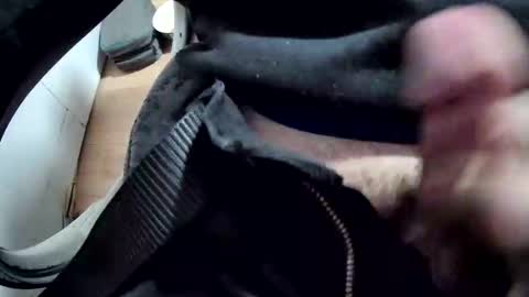 Snapshot of lovesweetpuss chatting on 10.29.25 lovesweetpuss online show from 10.29.25