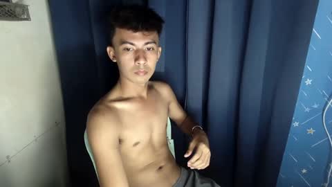 Snapshot of lovetosuckxox chatting on 02.13.25 lovetosuckxox online show from 02.13.25