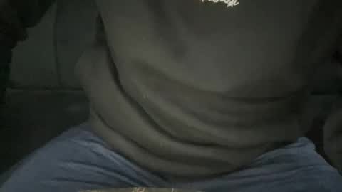 Snapshot of lovevibes5 chatting on 12.02.25 lovevibes5 online show from 12.02.25