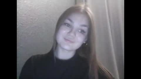 Snapshot of loviesimone chatting on 09.30.25 loviesimone online show from 09.30.25