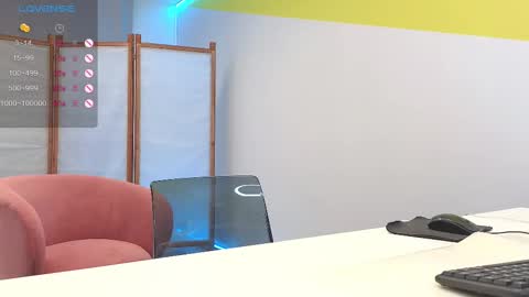 Snapshot of lovlybambi chatting on 03.10.25 Vikkkk  online show from 03.10.25