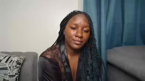 Snapshot of loyalcutie chatting on 10.30.25 loyalcutie online show from 10.30.25