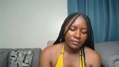 Snapshot of loyalcutie chatting on 11.07.25 loyalcutie online show from 11.07.25