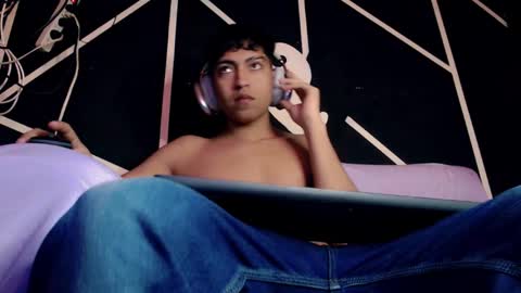 lpysami online show from 11.23.25