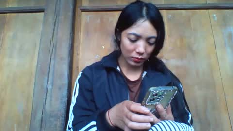 Snapshot of lsmbaby chatting on 10.25.25 lsmbaby online show from 10.25.25