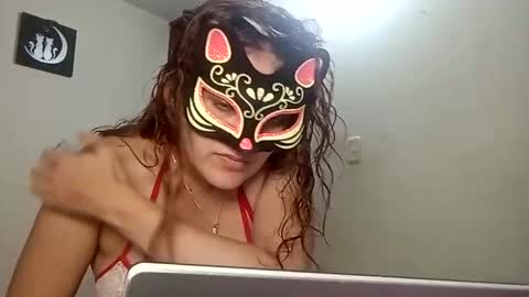 Snapshot of luana363 chatting on 01.26.25 luana363 online show from 01.26.25
