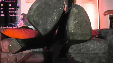 luanadabbraccio_ online show from 02.27.26