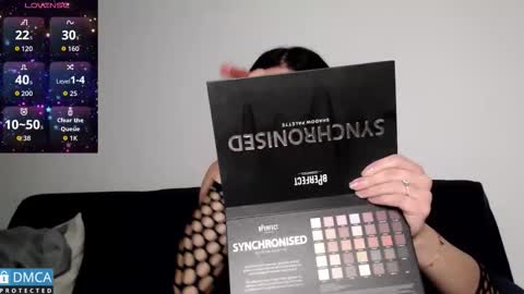 luara_ online show from 02.08.26