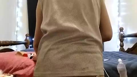 Snapshot of lube_squirter chatting on 02.24.25 lube_squirter online show from 02.24.25