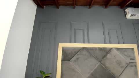 luca_morettii online show from 11.04.25