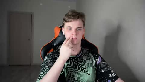 Lucas Gill online show from 01.16.25