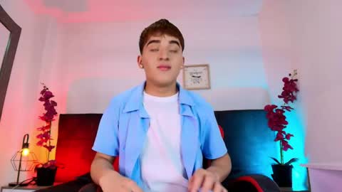 Lucas lovee online show from 04.11.26