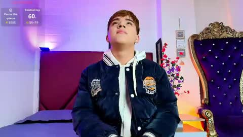 Snapshot of lucas_lovee chatting on 05.10.26 Lucas lovee online show from 05.10.26