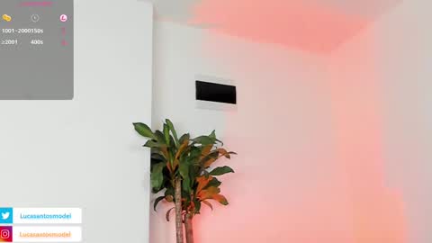 LUCA SANTOS online show from 03.04.25