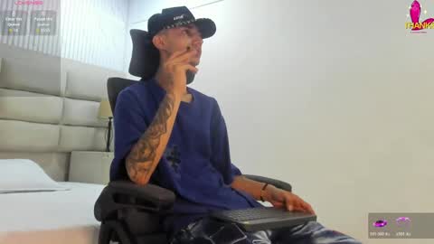 Snapshot of lucasjhonson_ chatting on 06.05.26 Lucas online show from 06.05.26