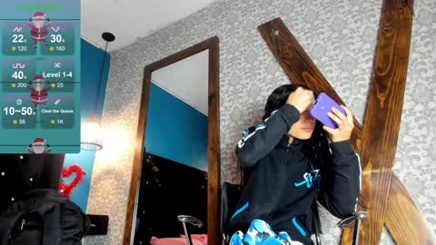 Snapshot of lucasymia_69 chatting on 01.10.25 MIA HOT online show from 01.10.25