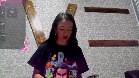 Snapshot of lucasymia_69 chatting on 02.12.25 MIA HOT online show from 02.12.25