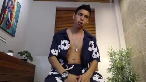 Snapshot of lucca_moreti chatting on 05.12.26 Lucca Moreti online show from 05.12.26