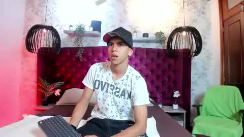 Snapshot of lucca_moreti chatting on 06.20.26 Lucca Moreti online show from 06.20.26