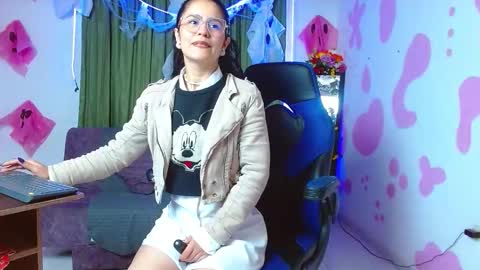 lucessita online show from 10.19.25