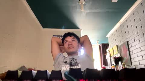 Snapshot of luchosaando chatting on 03.05.25 Felipe online show from 03.05.25