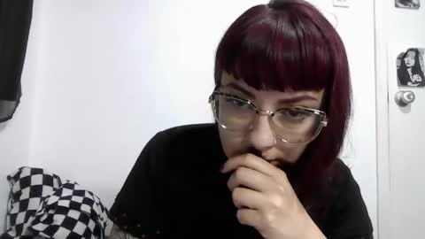 Snapshot of lucia_d_carton chatting on 05.31.26 Lulu DCarton online show from 05.31.26