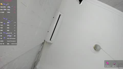 Snapshot of lucia_oregon chatting on 03.25.26 L U C I A online show from 03.25.26