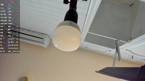 Snapshot of lucia_oregon chatting on 04.04.26 L U C I A online show from 04.04.26