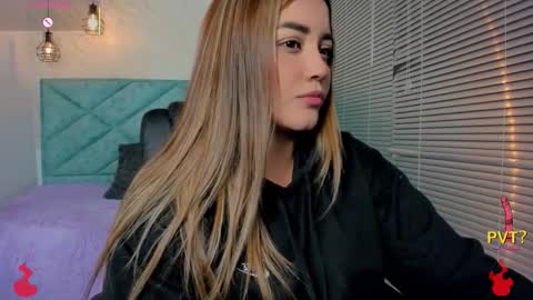 lucia star  online show from 01.06.26