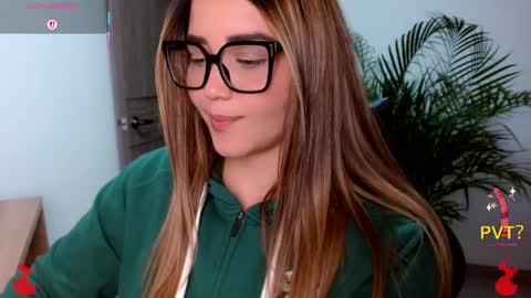 lucia star  online show from 03.31.26