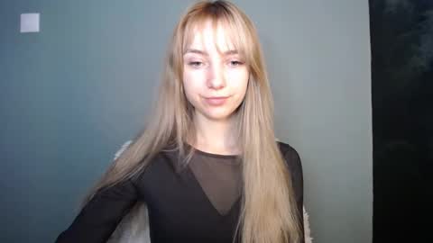 Snapshot of luciacam20 chatting on 01.19.26 Lucy online show from 01.19.26