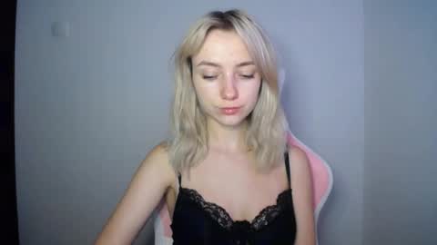 Snapshot of luciacam20 chatting on 07.12.26 Lucy online show from 07.12.26