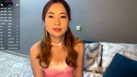 Kira online show from 01.12.26