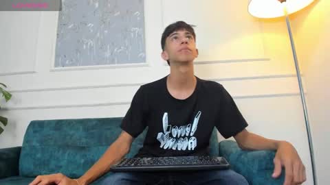 Pirulo online show from 12.31.24