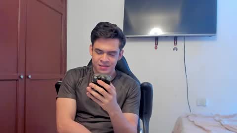 Lucian Gomez online show from 10.05.25