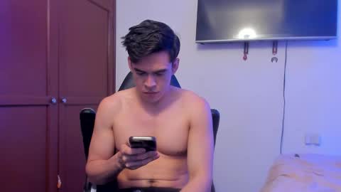 Lucian Gomez online show from 10.06.25