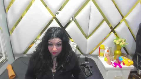 Snapshot of luciana_ass chatting on 02.03.25 Luci online show from 02.03.25