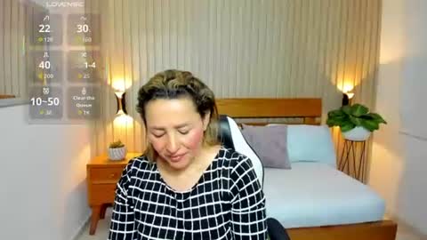 Snapshot of luciana_ballesteros chatting on 06.23.26 Luciana online show from 06.23.26