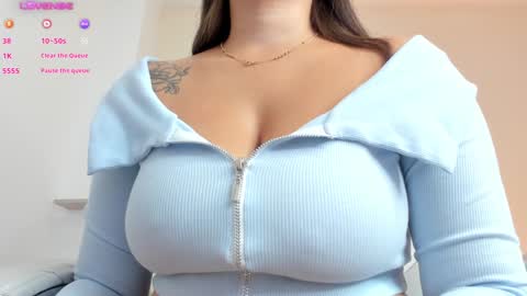 Luciana online show from 02.06.25