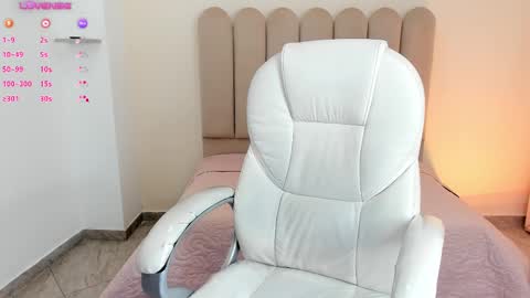 Luciana online show from 02.21.25