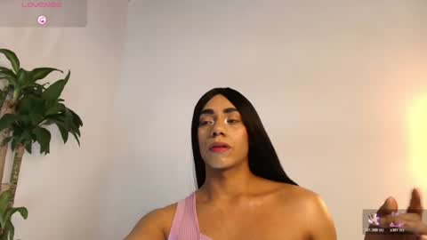 Snapshot of luciana_glow chatting on 06.24.26 luciana_glow online show from 06.24.26