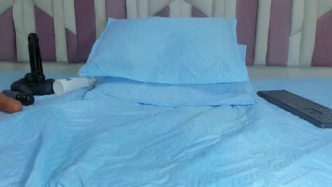 Snapshot of luciana_jam_ chatting on 02.19.25 instagram luciana417  online show from 02.19.25