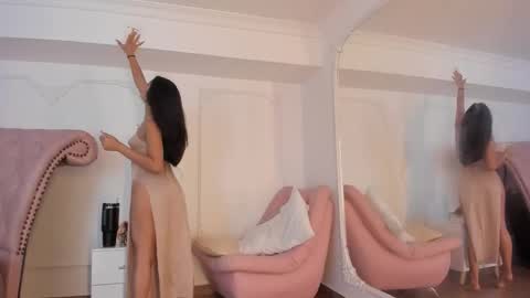 Luciana online show from 10.12.25