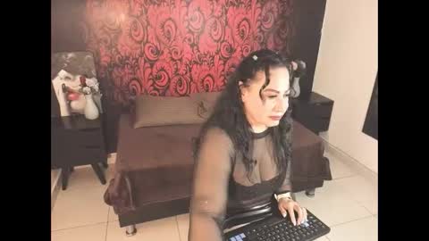 lucianablackwell online show from 10.07.25
