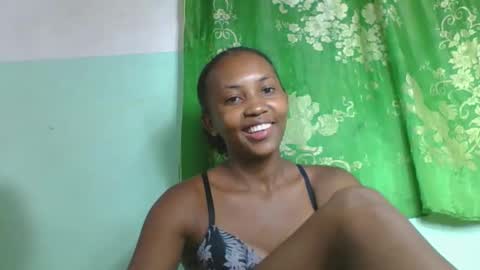 Snapshot of lucie196645 chatting on 04.18.26 lucie196645 online show from 04.18.26