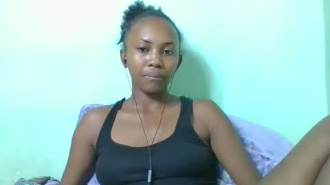 Snapshot of lucie196645 chatting on 04.30.26 lucie196645 online show from 04.30.26